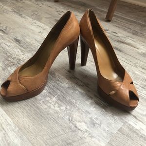 Stuart Weitzman • Leather Peep Toe Heels